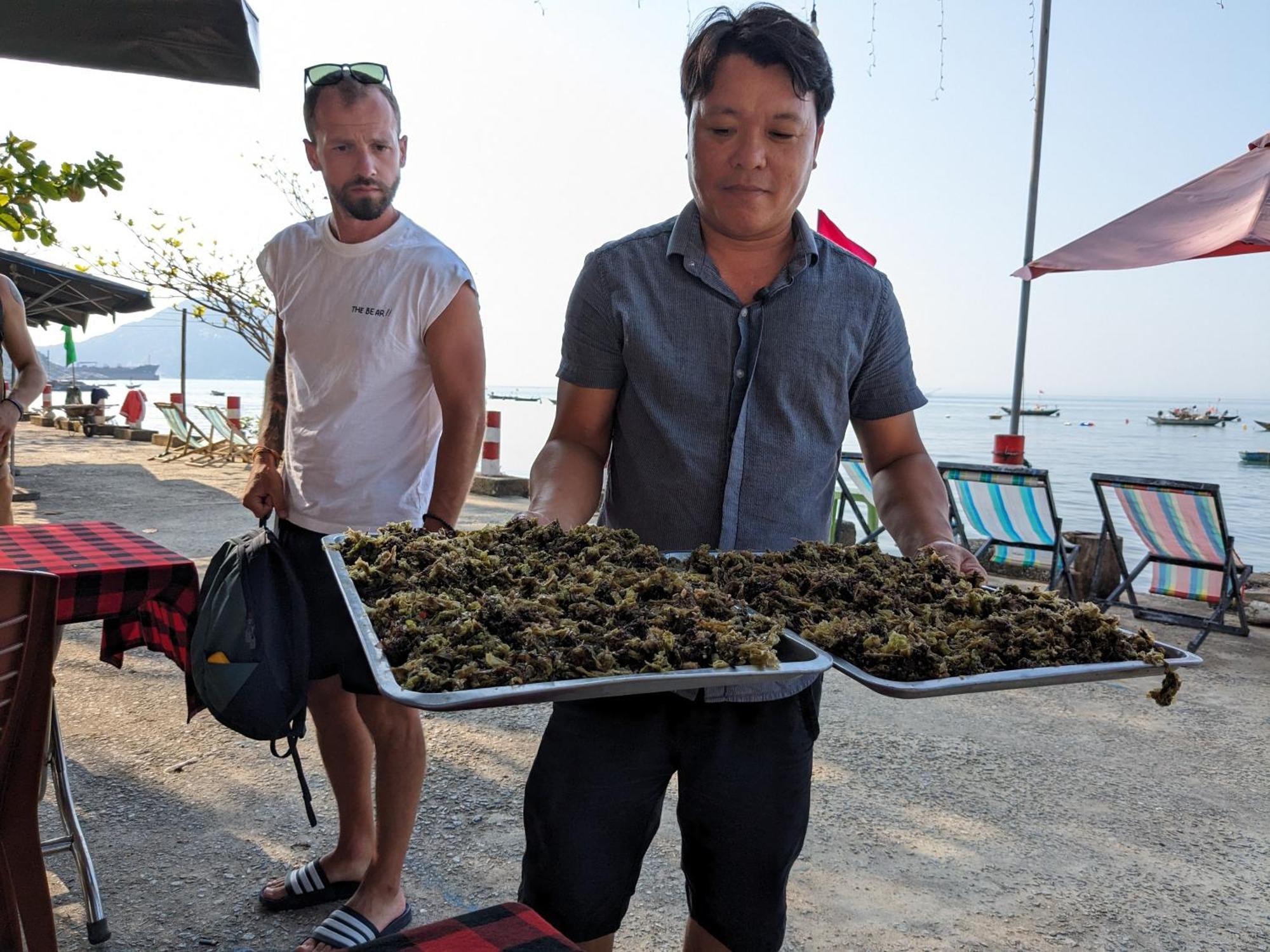 Ngo Khanh Homestay Tân Hiệ Buitenkant foto