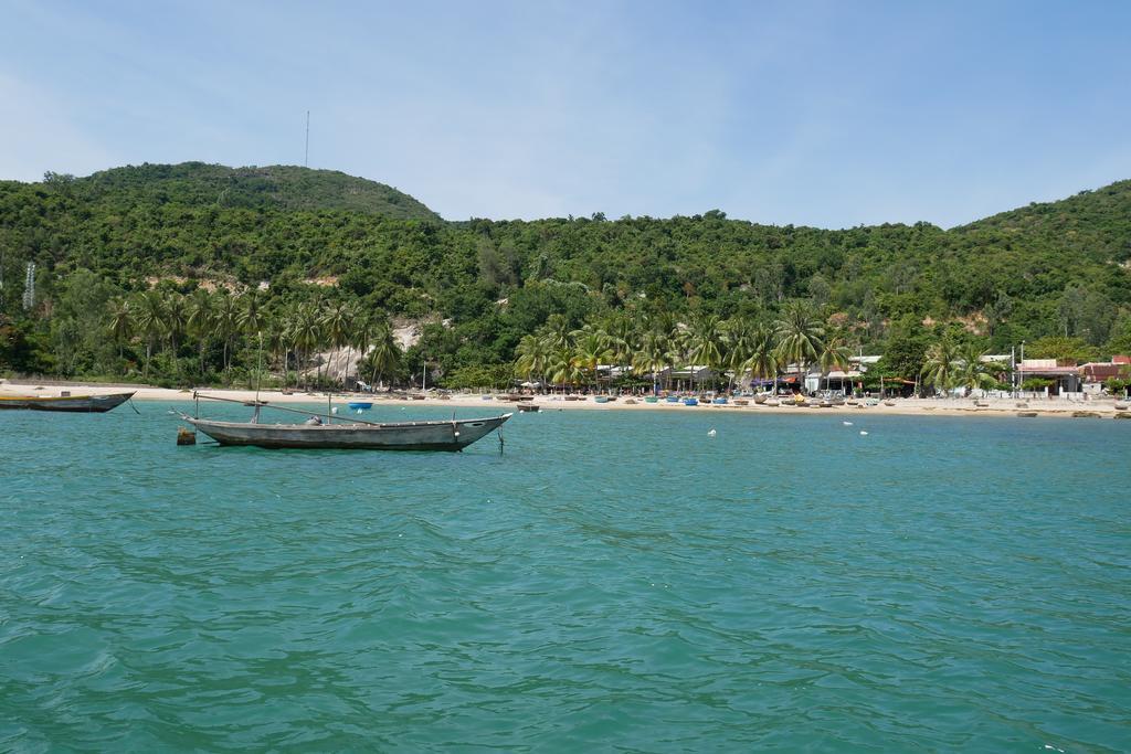 Ngo Khanh Homestay Tân Hiệ Buitenkant foto