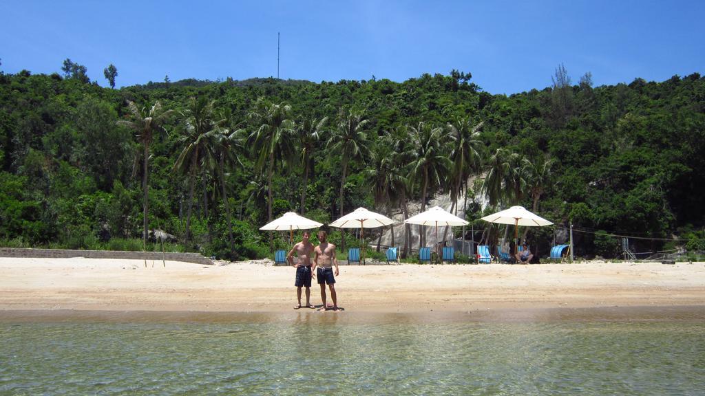 Ngo Khanh Homestay Tân Hiệ Buitenkant foto