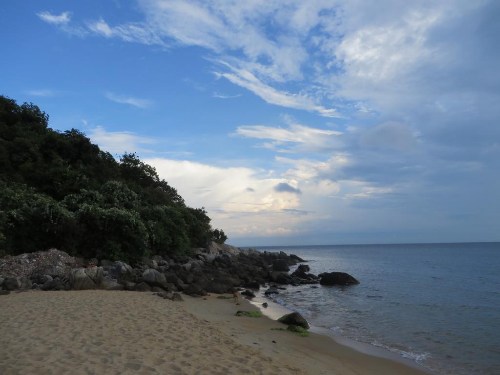 Ngo Khanh Homestay Tân Hiệ Buitenkant foto