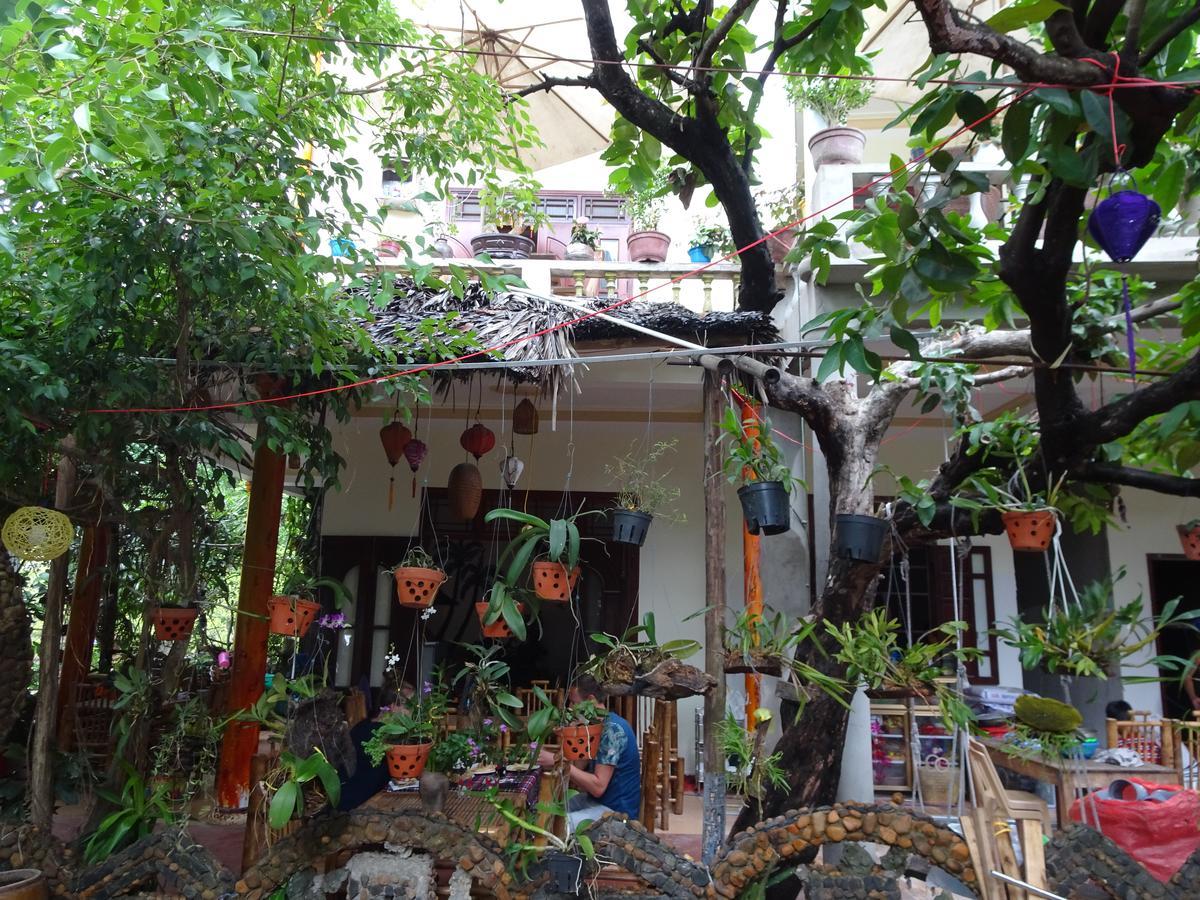 Ngo Khanh Homestay Tân Hiệ Buitenkant foto